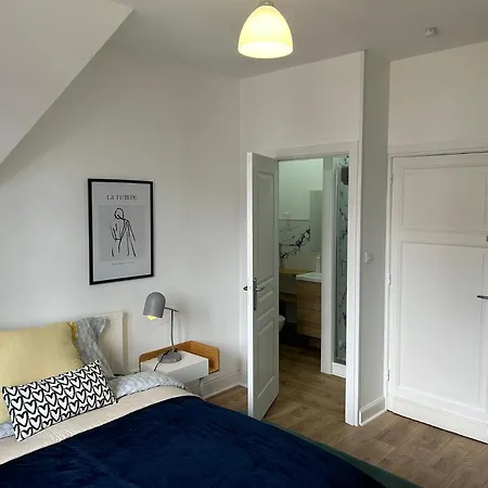 Equilibrium Family House By E