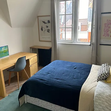 Equilibrium Family House By E 3*