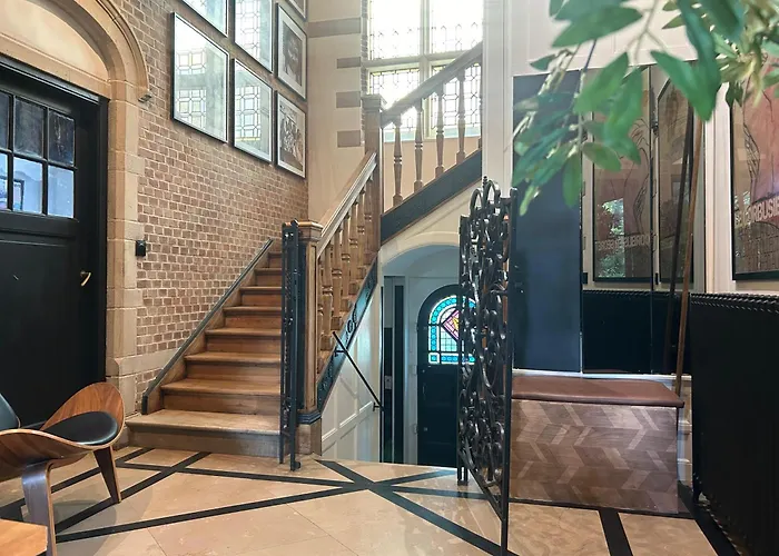 Equilibrium Family House By E 3*